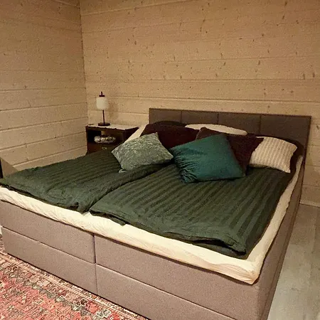 Pine Forest Hideout - Tapiontytaer *