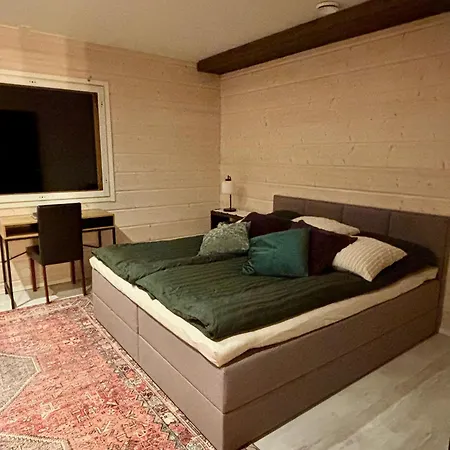 Pine Forest Hideout - Tapiontytaer *