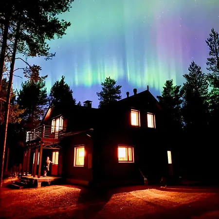 Pine Forest Hideout - Tapiontytaer Villa Kittilä